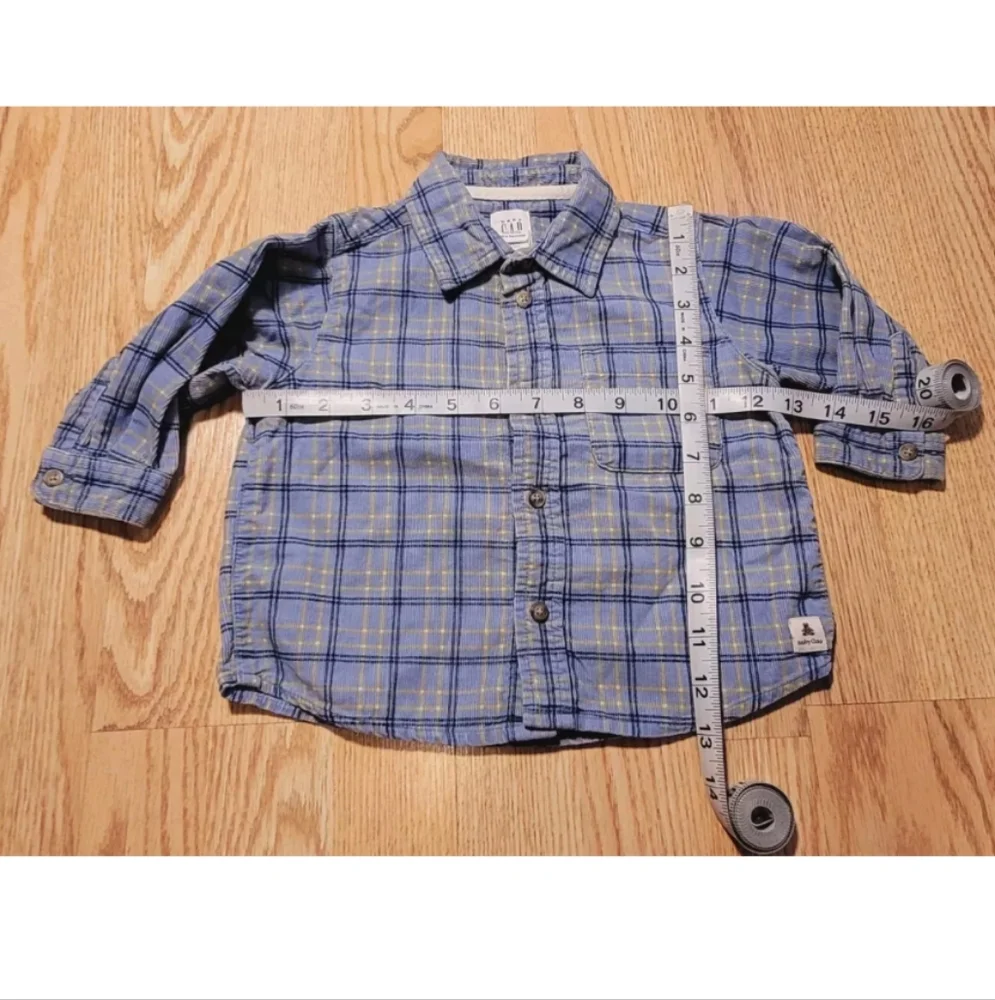 Baby Gap Boys Shirt Size: 12-18 Months Button Up